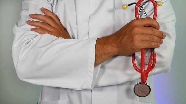 Comment prendre rendez-vous avec un médecin en ligne ?